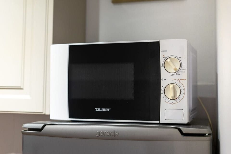 Fully Equipped Kitchen | Book Now with RENTUJEMY
