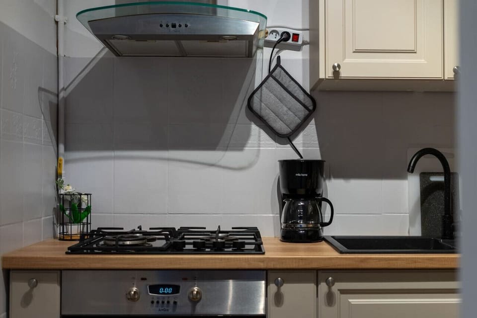 Fully Equipped Kitchen | Book Now with RENTUJEMY