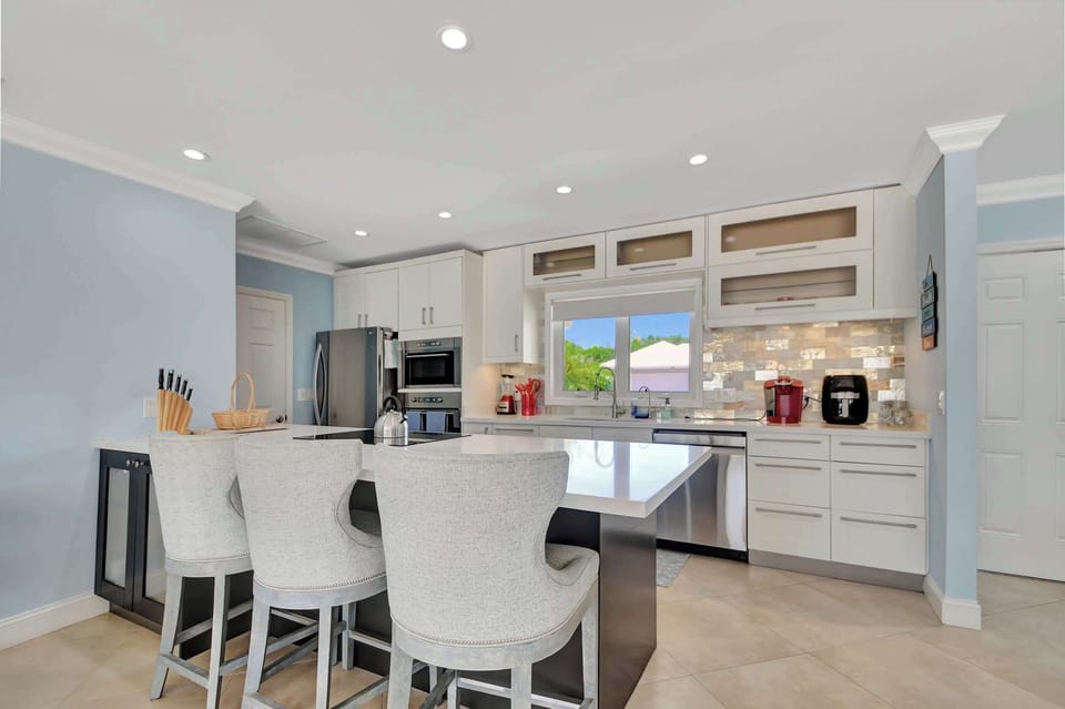 House, Multiple Beds, Pool Access, Pool View (Dolphin Villa) | Private kitchen | Coffee/tea maker