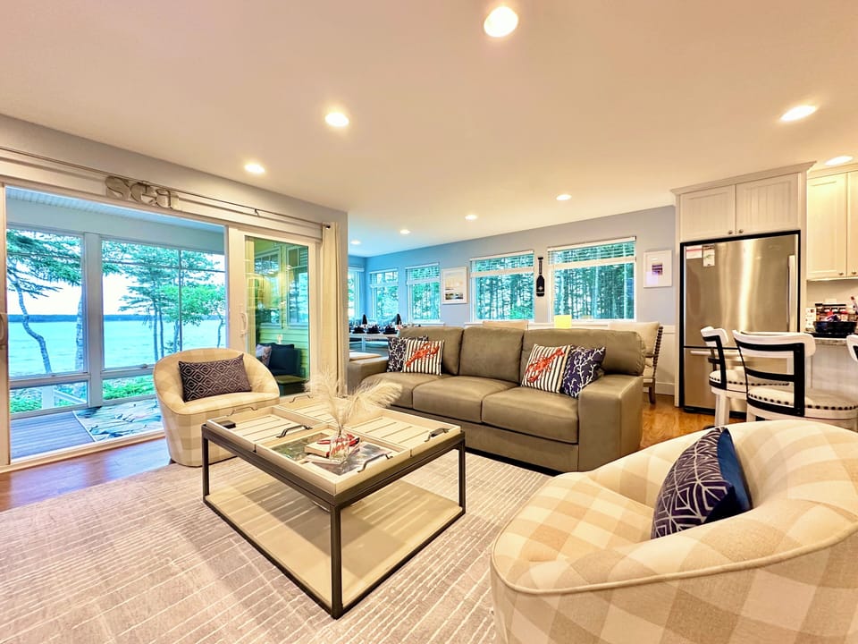 Open-Concept Beachfront Living w/ Living Room, Dining, Kitchen & Enclosed Porch