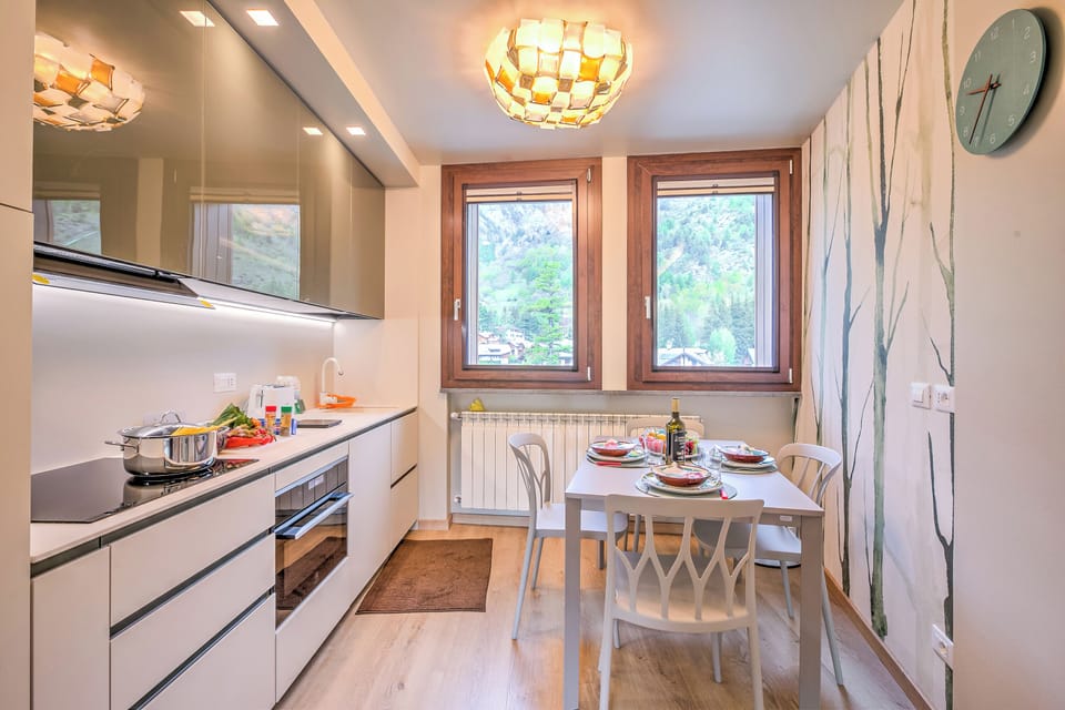 Kitchen and dining area
