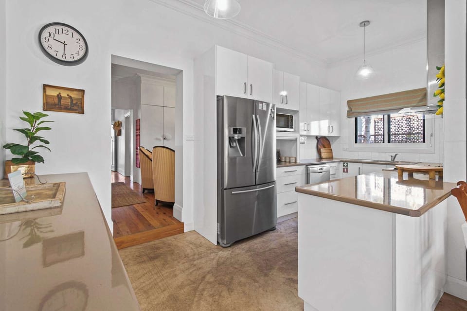 Kitchen + Coffee Machine + Slow Cooker