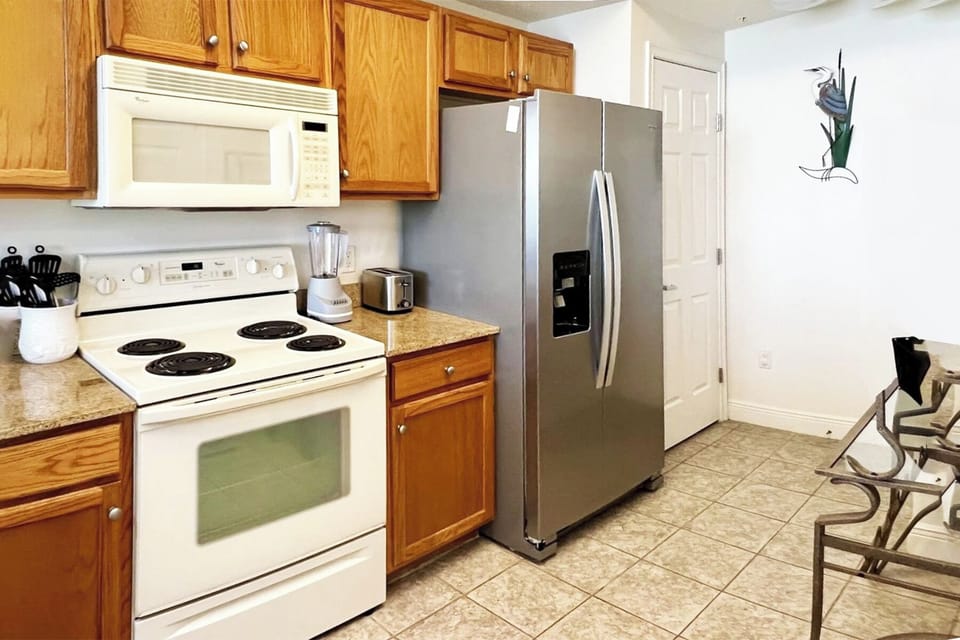 Kitchen - Waters Edge Resort Unit 510 Okaloosa Island Fort Walton Beach Vacation Rentals