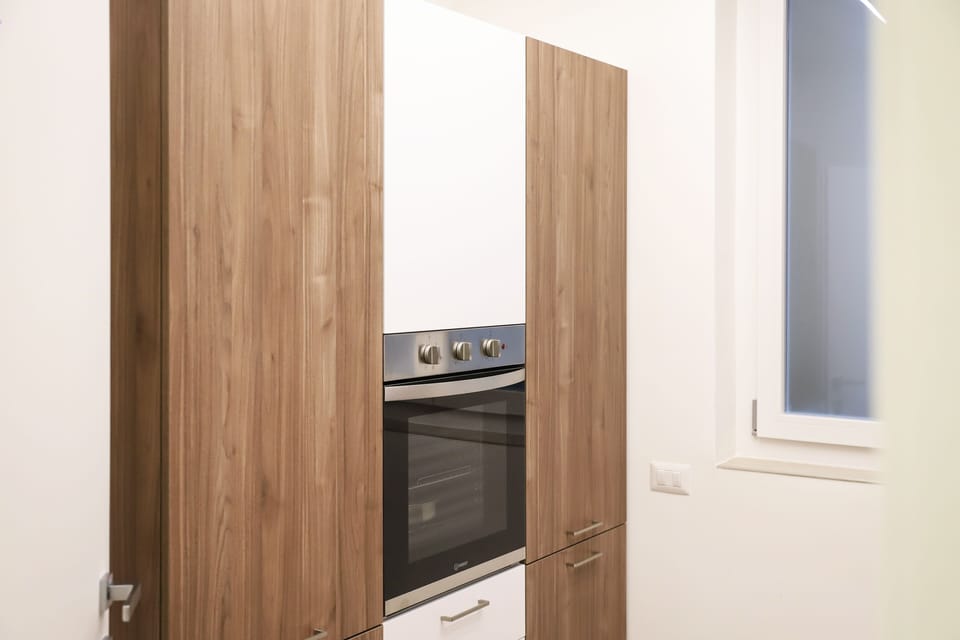 Apartment, Bay View | Private kitchen | Fridge, microwave, oven, stovetop