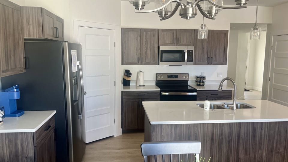Fully equipped kitchen with plenty of counter space