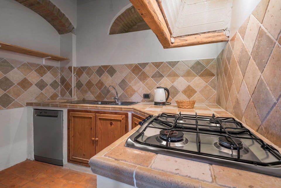 Autumn, Kitchen, Spring, Summer