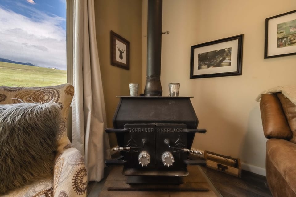 Cabin, 1 Queen Bed, Patio, Mountain View (Saddlehorn Ridge Cabin) | Miscellaneous