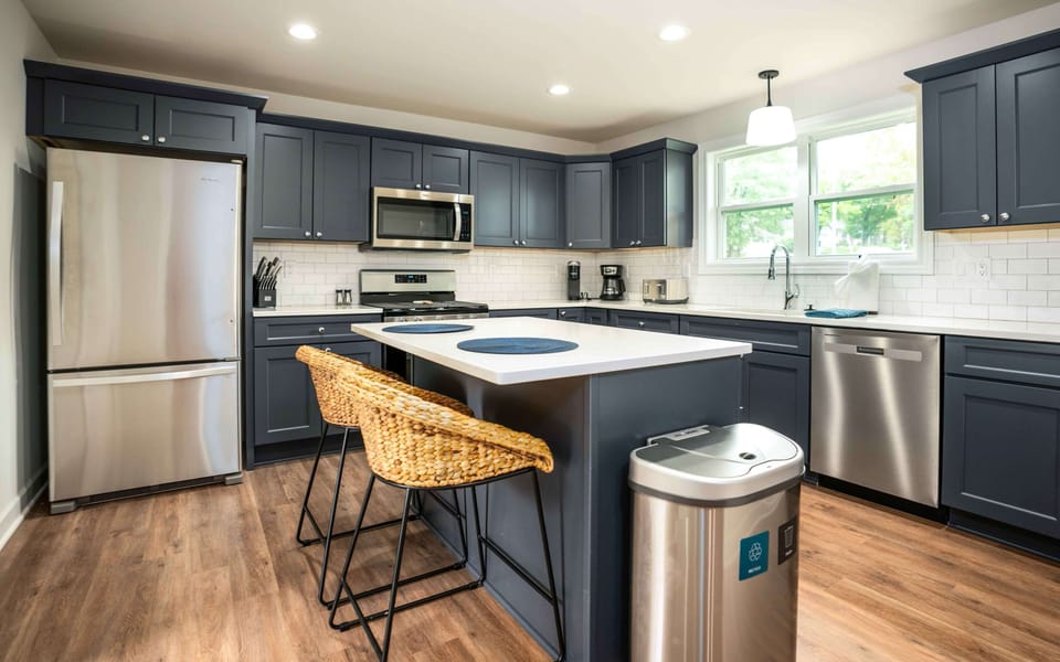 House, Multiple Beds, Patio, Garden View (Shore Beats Work) | Private kitchen | Coffee/tea maker