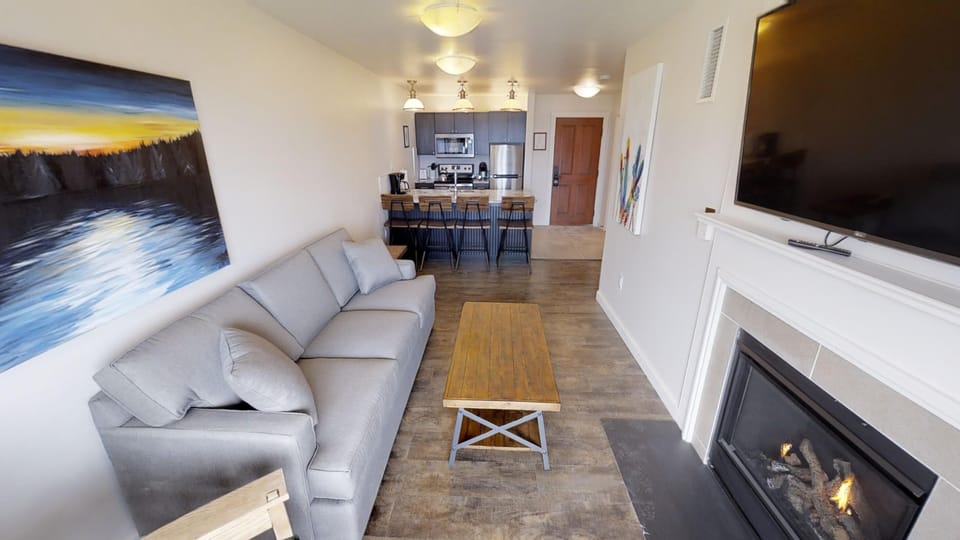 Indoors, Furniture, Living Room, Fireplace, Floor