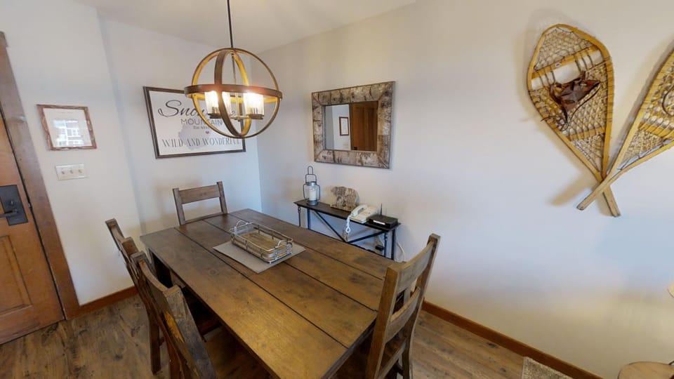 Furniture, Table, Dining Room, Dining Table, Indoors