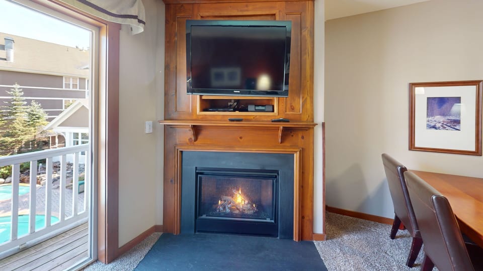 Fireplace, Indoors, Screen, Hearth, TV