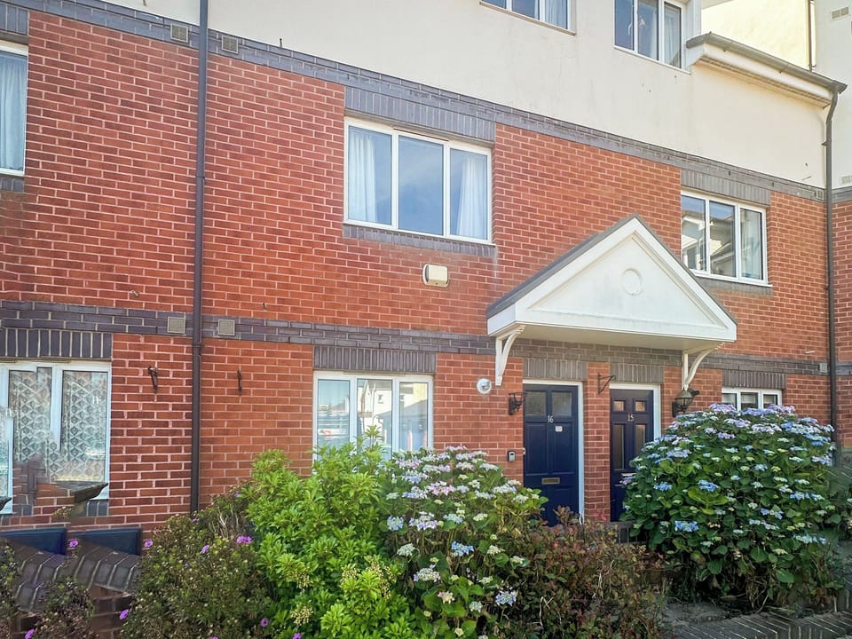 Exterior | Estuary Court, Exmouth