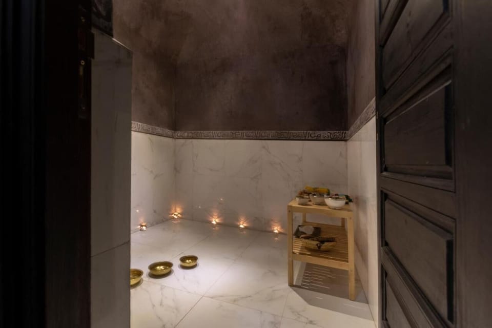 Body treatments, body wraps, body scrubs, facials