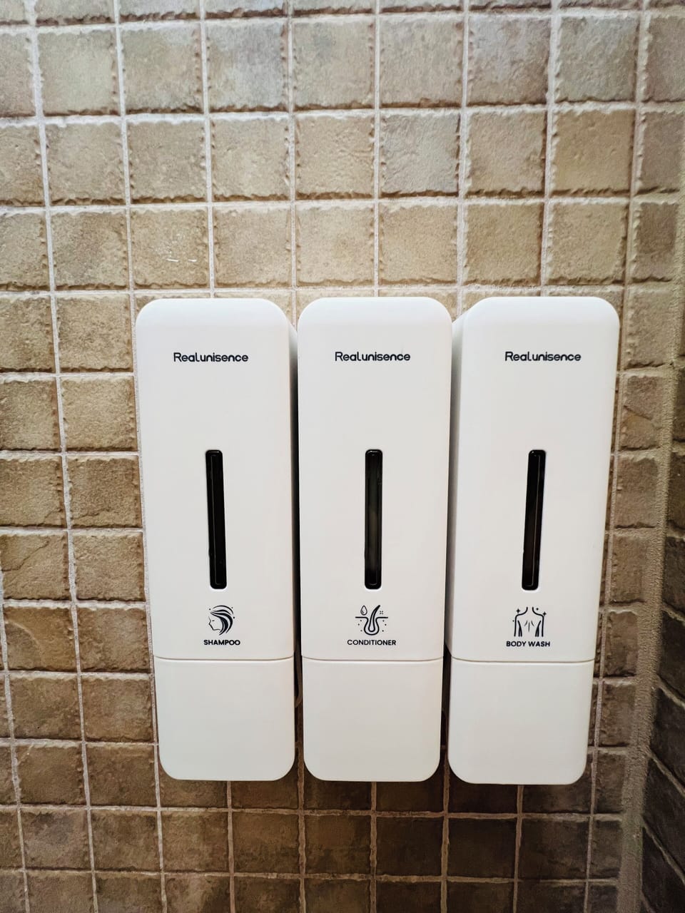 Bathroom amenities