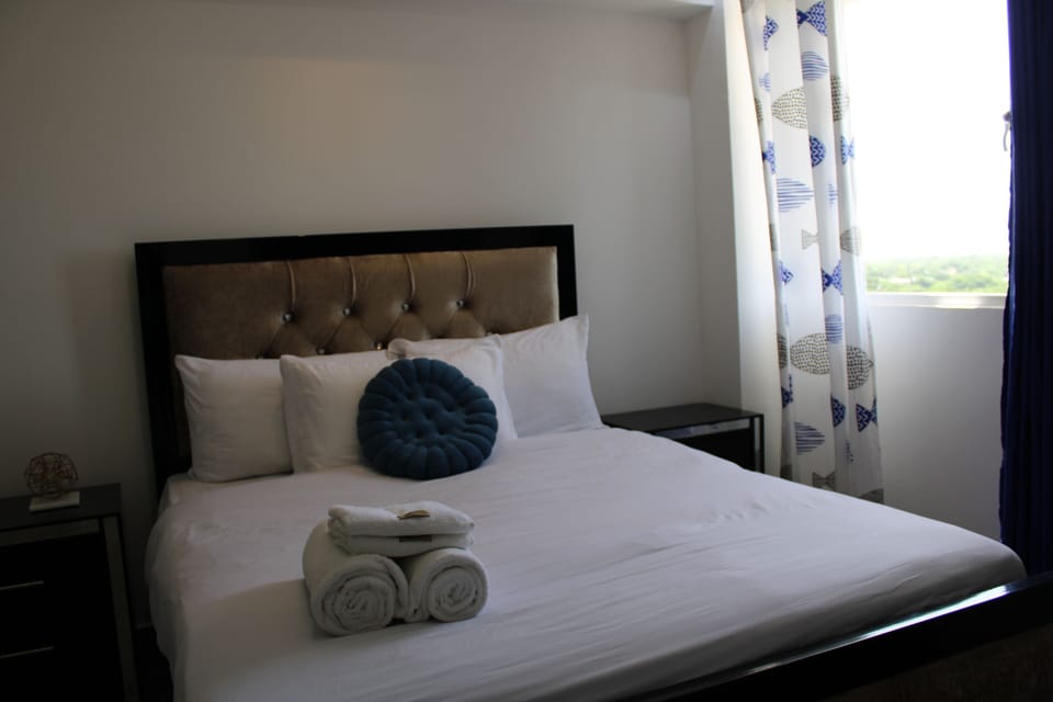Deluxe Apartment | 1 bedroom, in-room safe, iron/ironing board, free WiFi