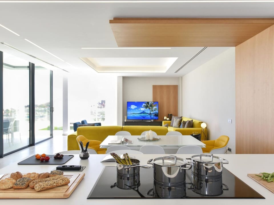 House | Dining