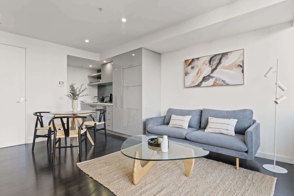 Living Area/Dining Area/Kitchen