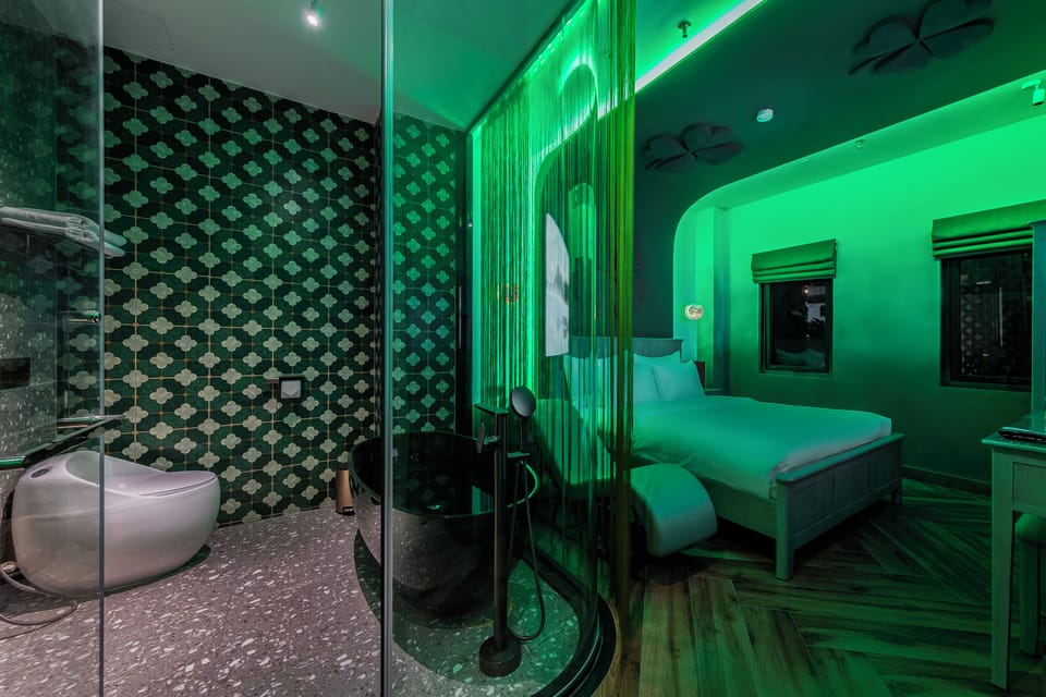 Premium bedding, Select Comfort beds, minibar, individually decorated