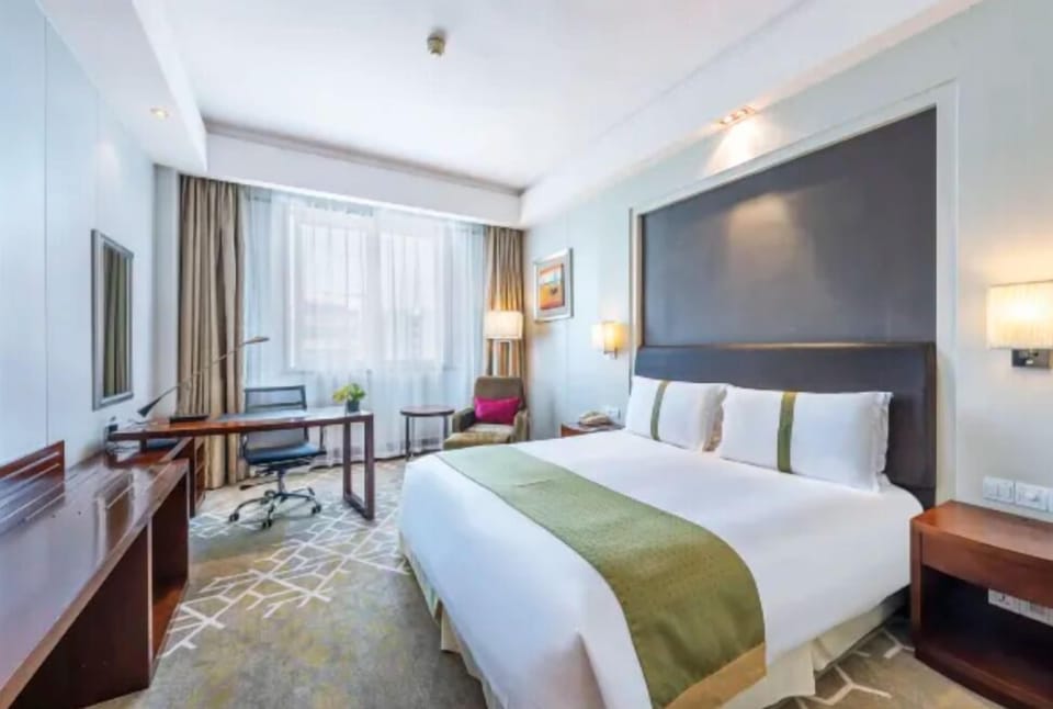 Superior Single Room, City View | Blackout drapes, soundproofing, free WiFi