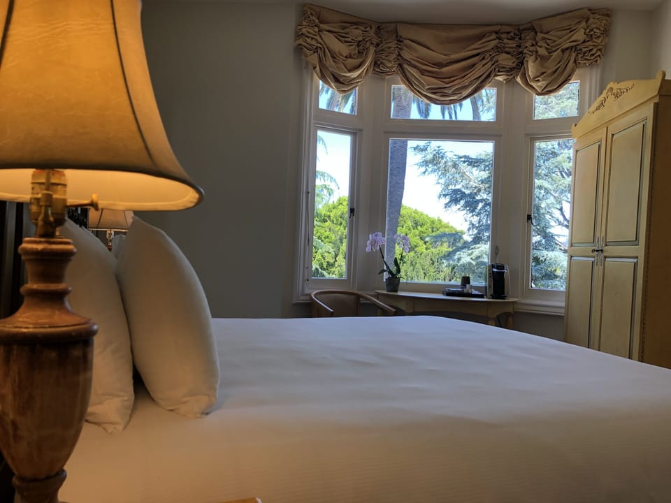 King with Park View 204 | Free WiFi, bed sheets