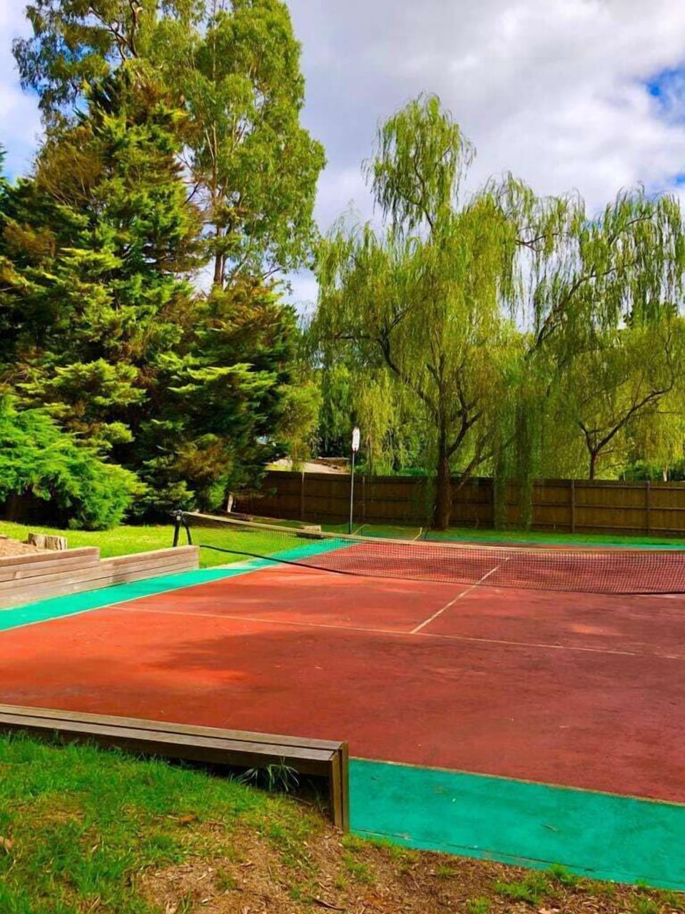 Tennis court 