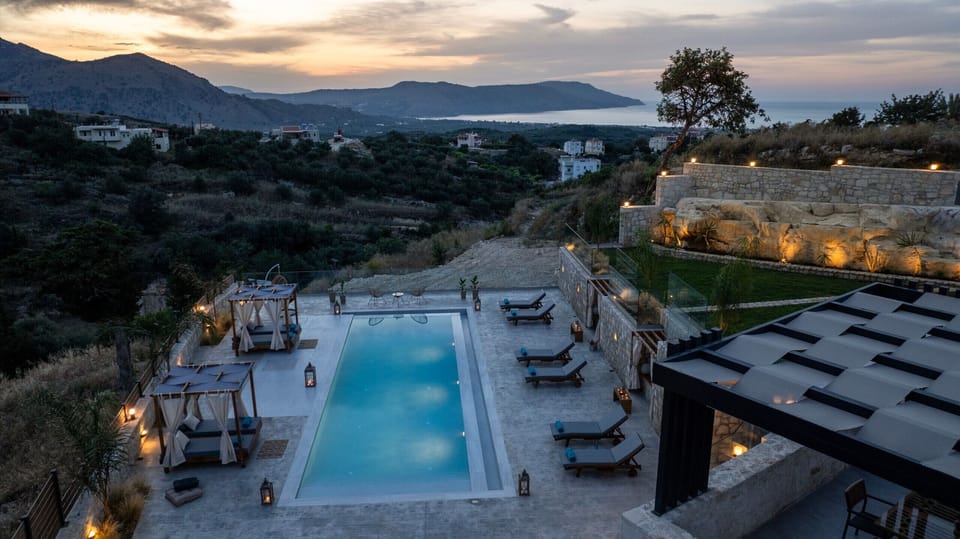 Welcome to Esotico Escape Villa, a lavish holiday retreat!