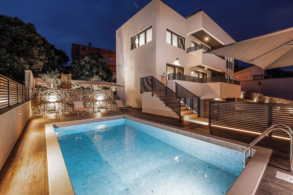 Family Villa, 4 Bedrooms, Balcony (Villa Betelgeuse Supernova) | Pool | Seasonal outdoor pool