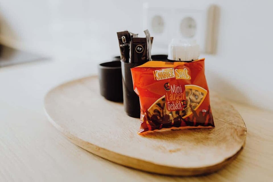 Ein paar kleine Snacks helfen beim Ankommen, gerade dann wenn eine längere Anreise hinter einem liegt.