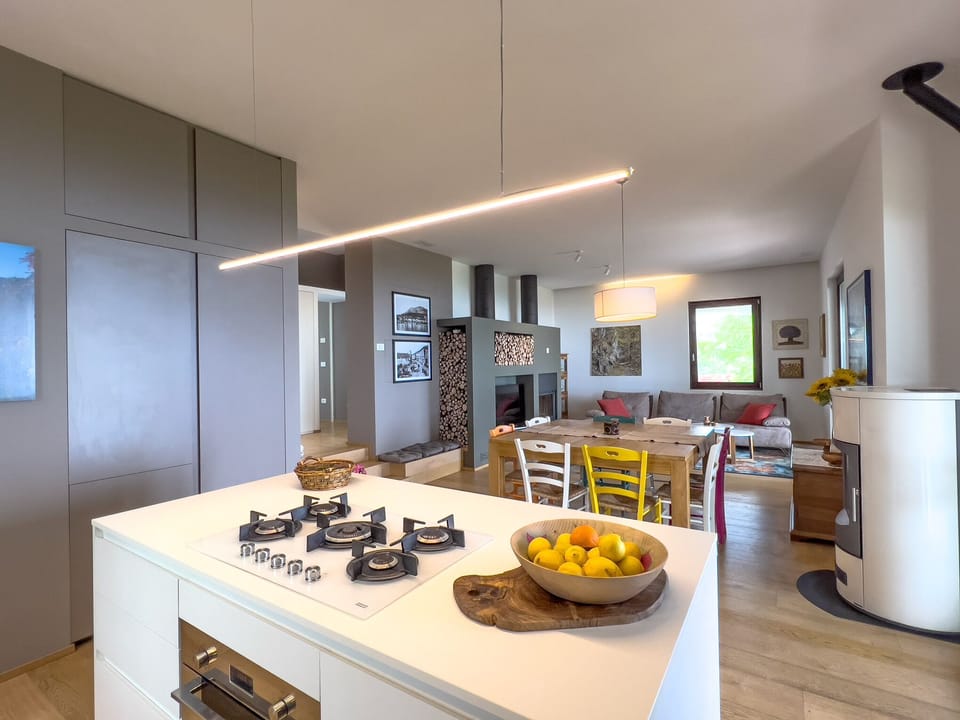 Superior Villa, Lake View | Private kitchen | Coffee/tea maker, electric kettle, toaster, freezer