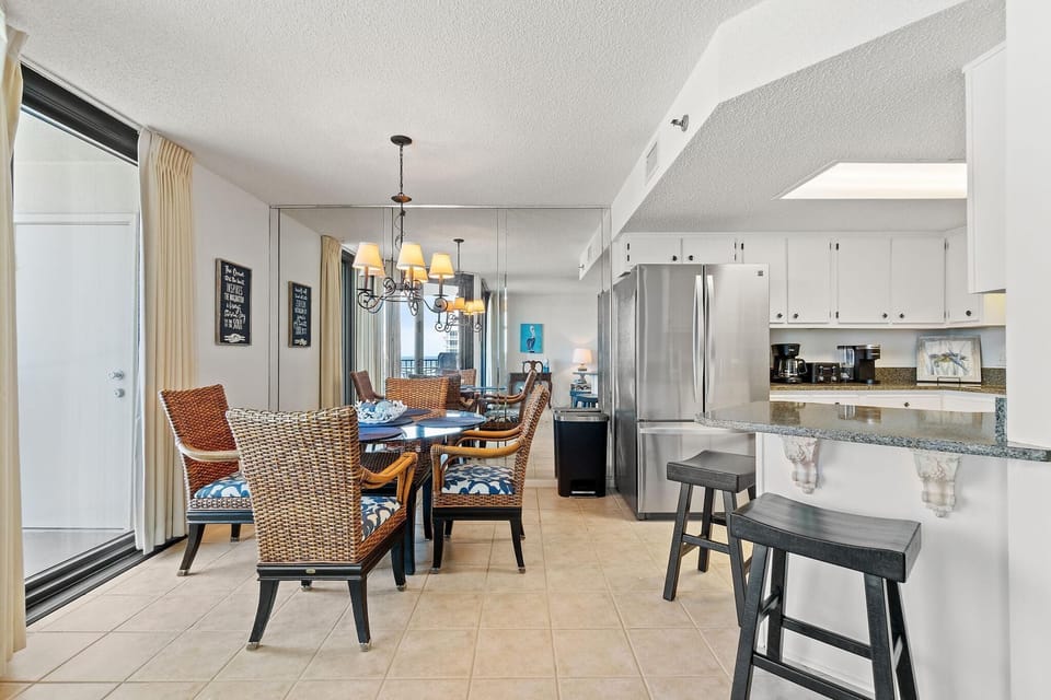 Condo, Multiple Beds (Phoenix VII 907) | Dining