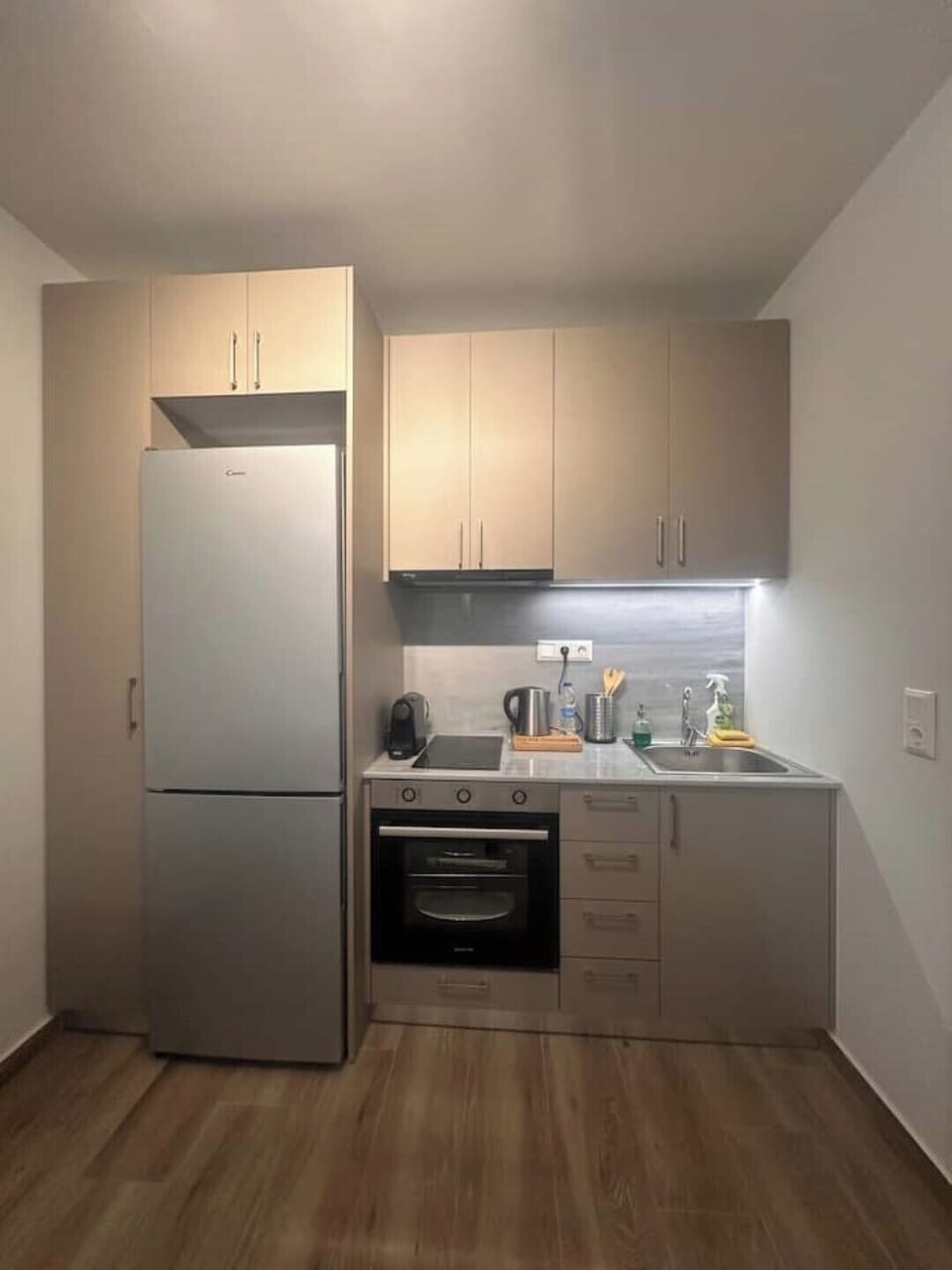 Cook in a fully equipped kitchen or just enjoy a Nespresso coffee or cup of tea.