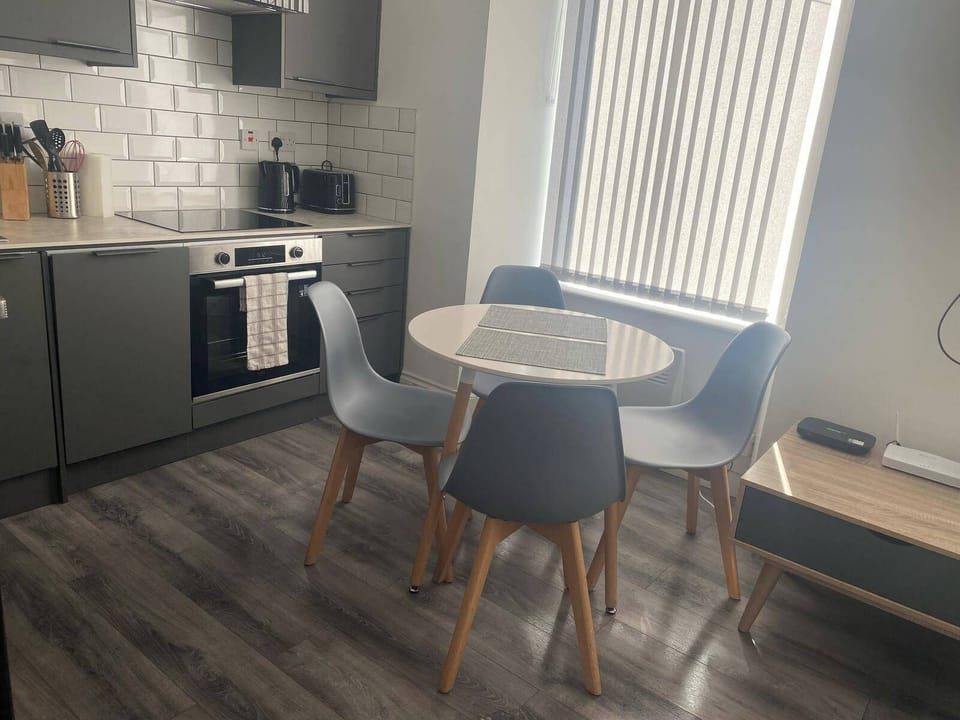 Apartment | Private kitchen | Fridge, microwave, oven, stovetop