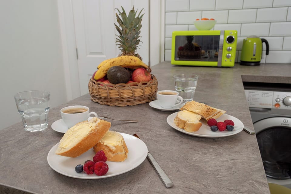 Apartment | Dining