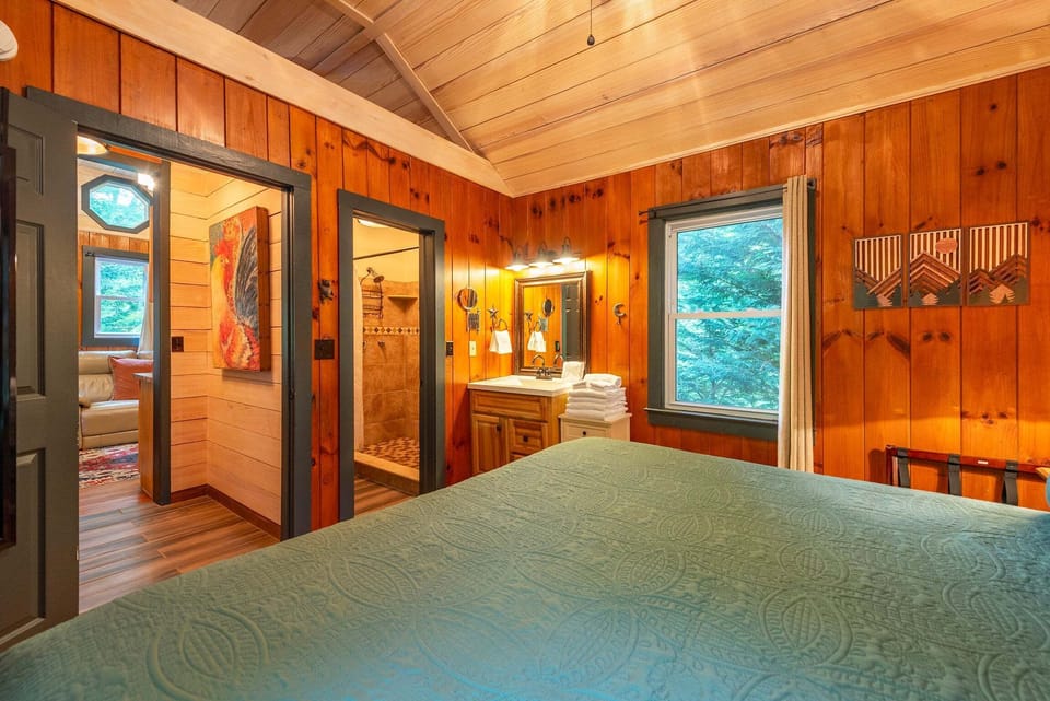 Cozy bedroom with a King-sized bed.
