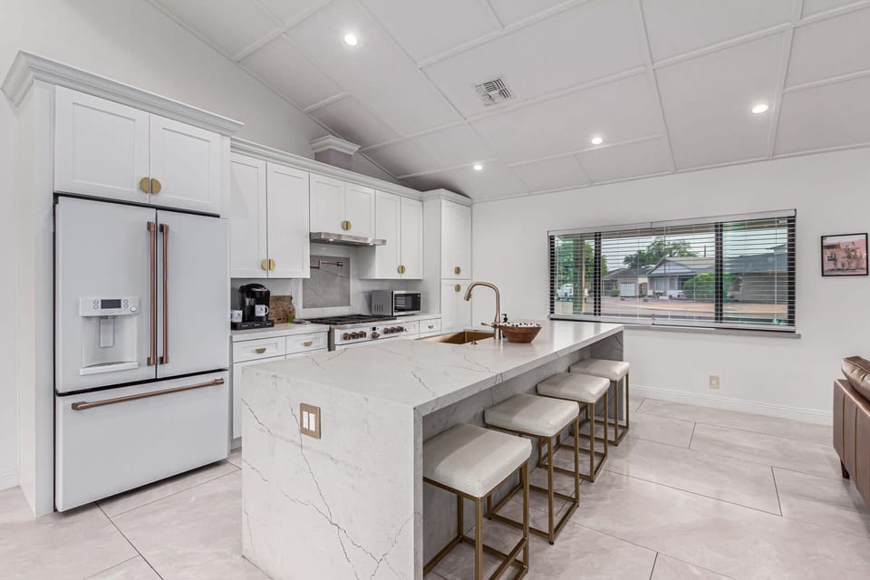 Beautifully Updated Kitchen with High End Monogram Appliances