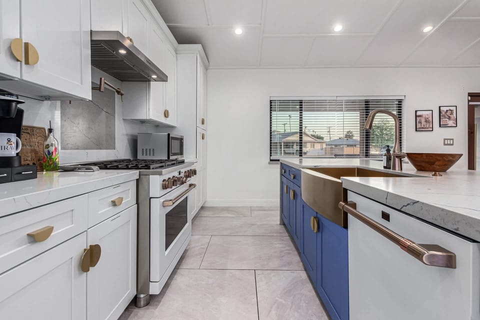 A Kitchen Built for the Chef in Every Group