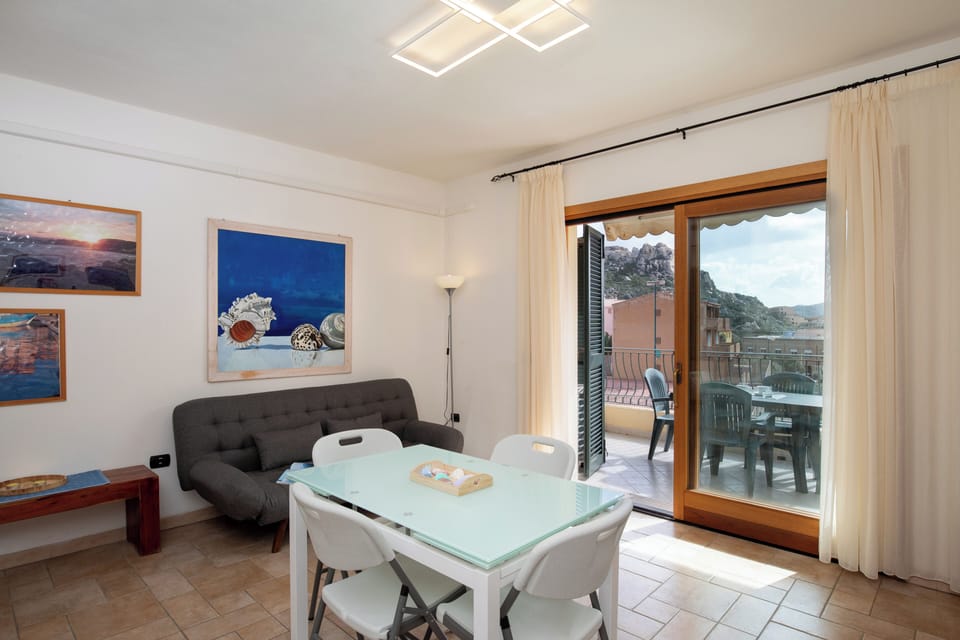 Apartment | Living area | TV