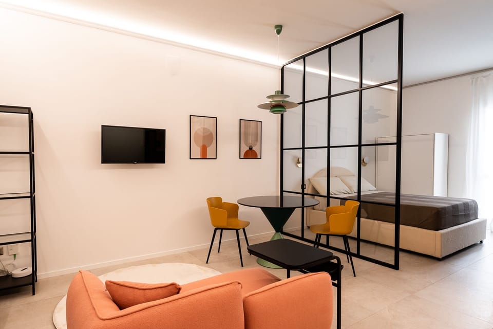 Apartment | Living area | 35-inch TV with digital channels
