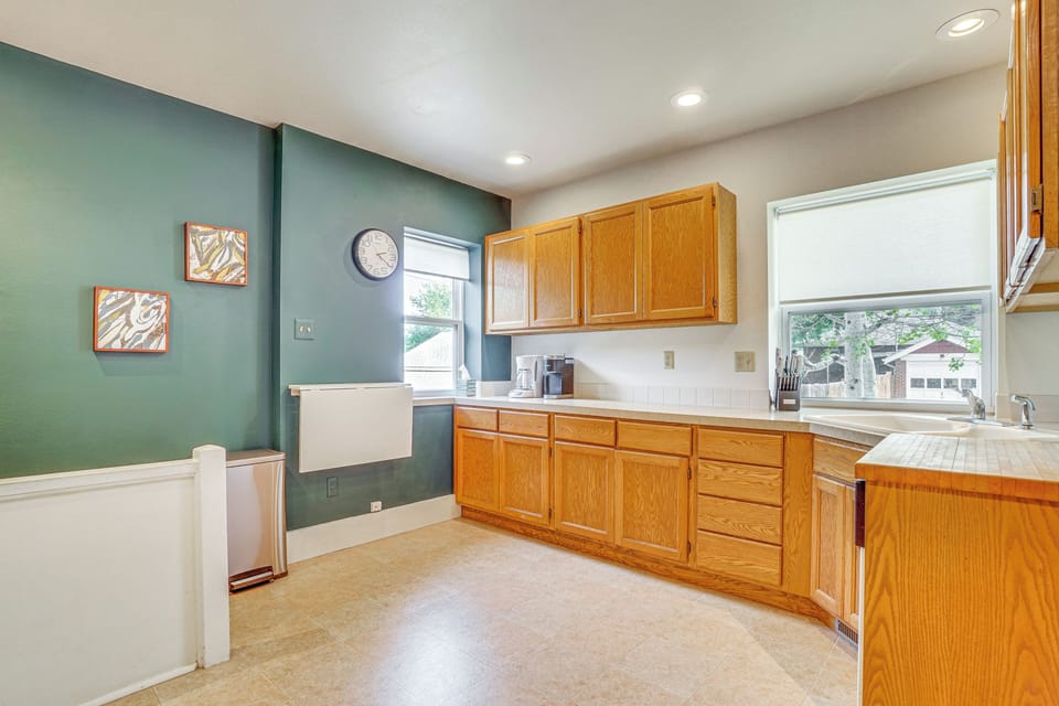 House (2 Bedrooms) | Interior