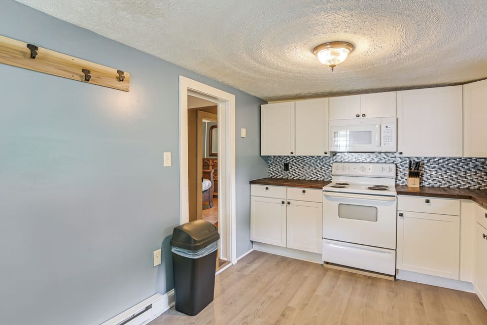 House (2 Bedrooms) | Interior