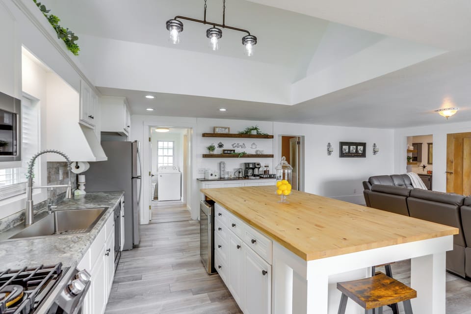 House (2 Bedrooms) | Interior