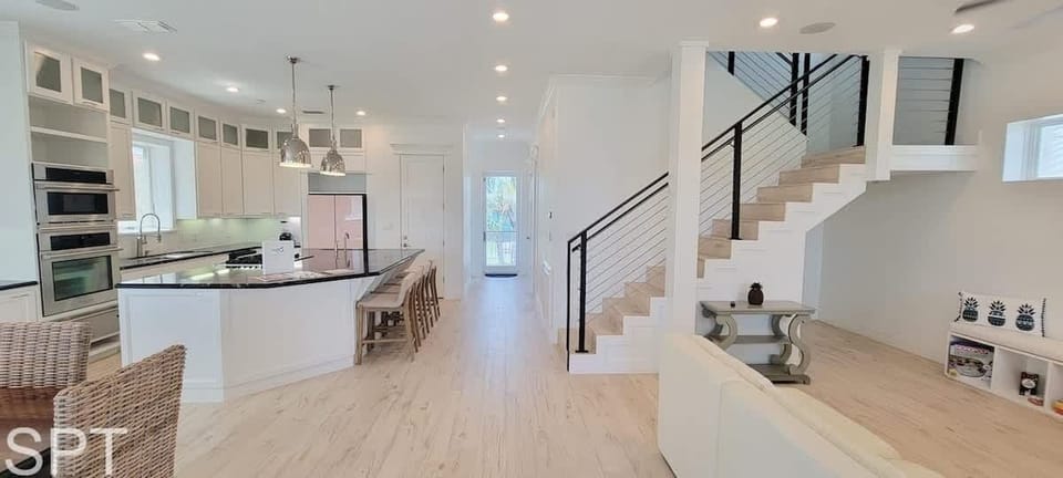 House, 4 Bedrooms | Interior