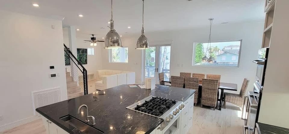 House, 4 Bedrooms | Interior