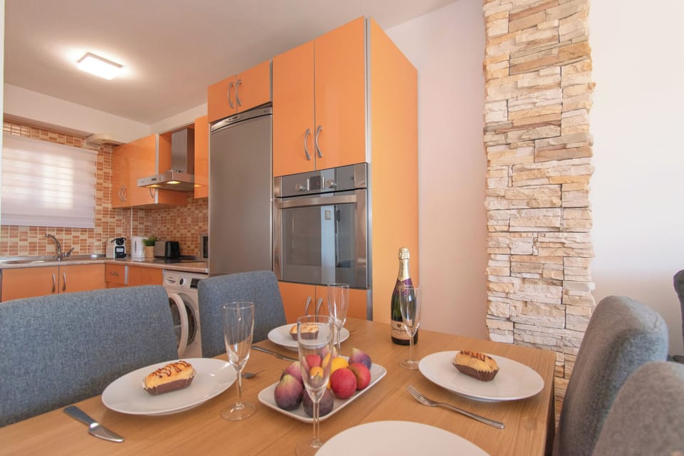 Honeymoon Apartment, 2 Bedrooms, Microwave (Cambural Beach Apartment) | Private kitchen