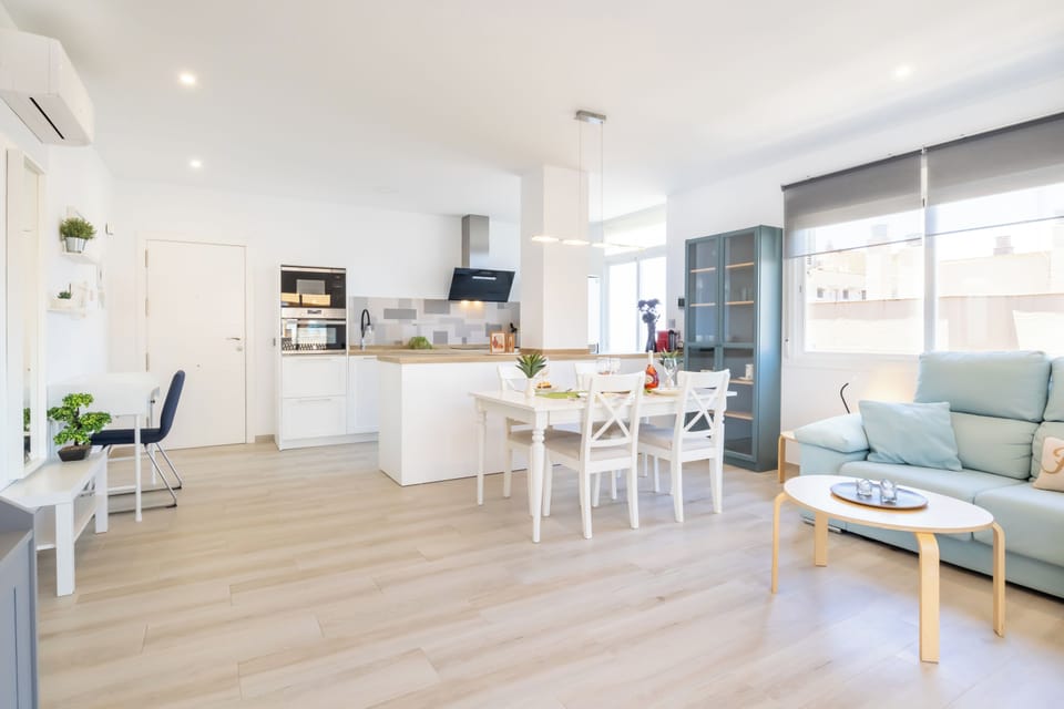 Standard Apartment, 2 Bedrooms, Microwave (Marbella Center 100m From The Beach) | Interior