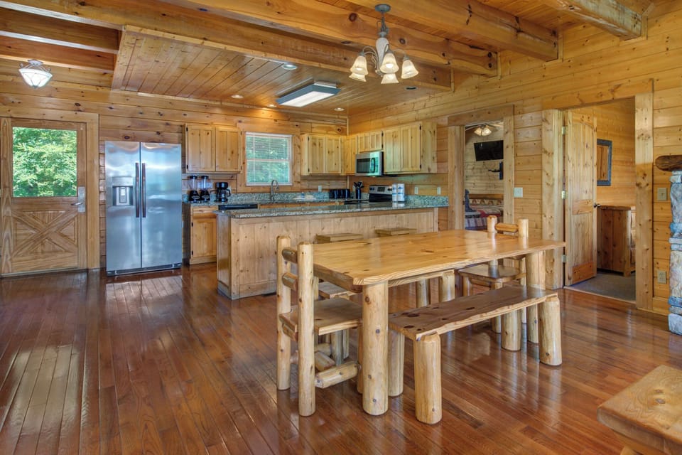 Dining Kitchen