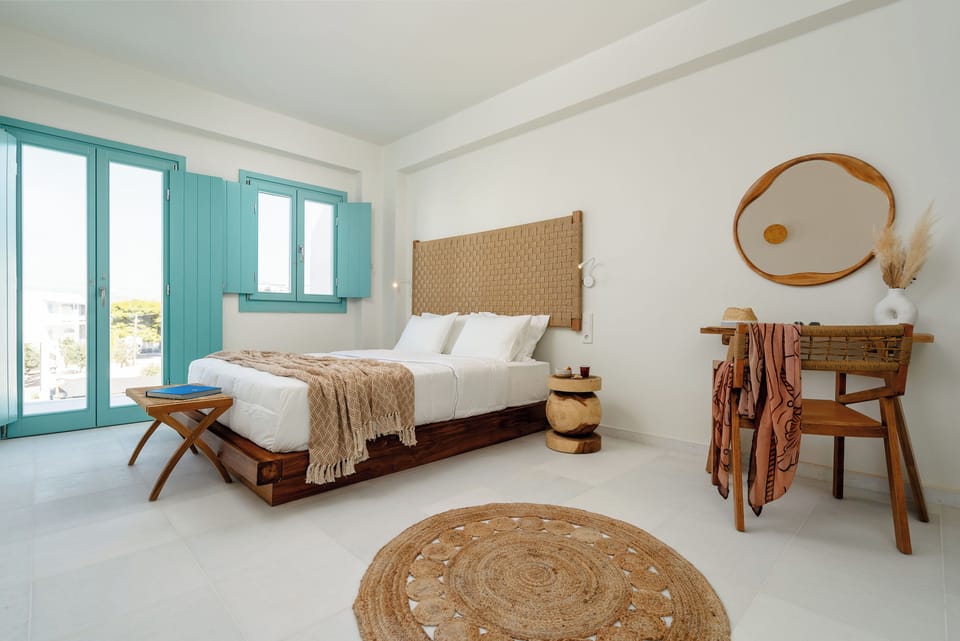 Superior Suite, Mountain View | Premium bedding, memory foam beds, in-room safe, individually decorated