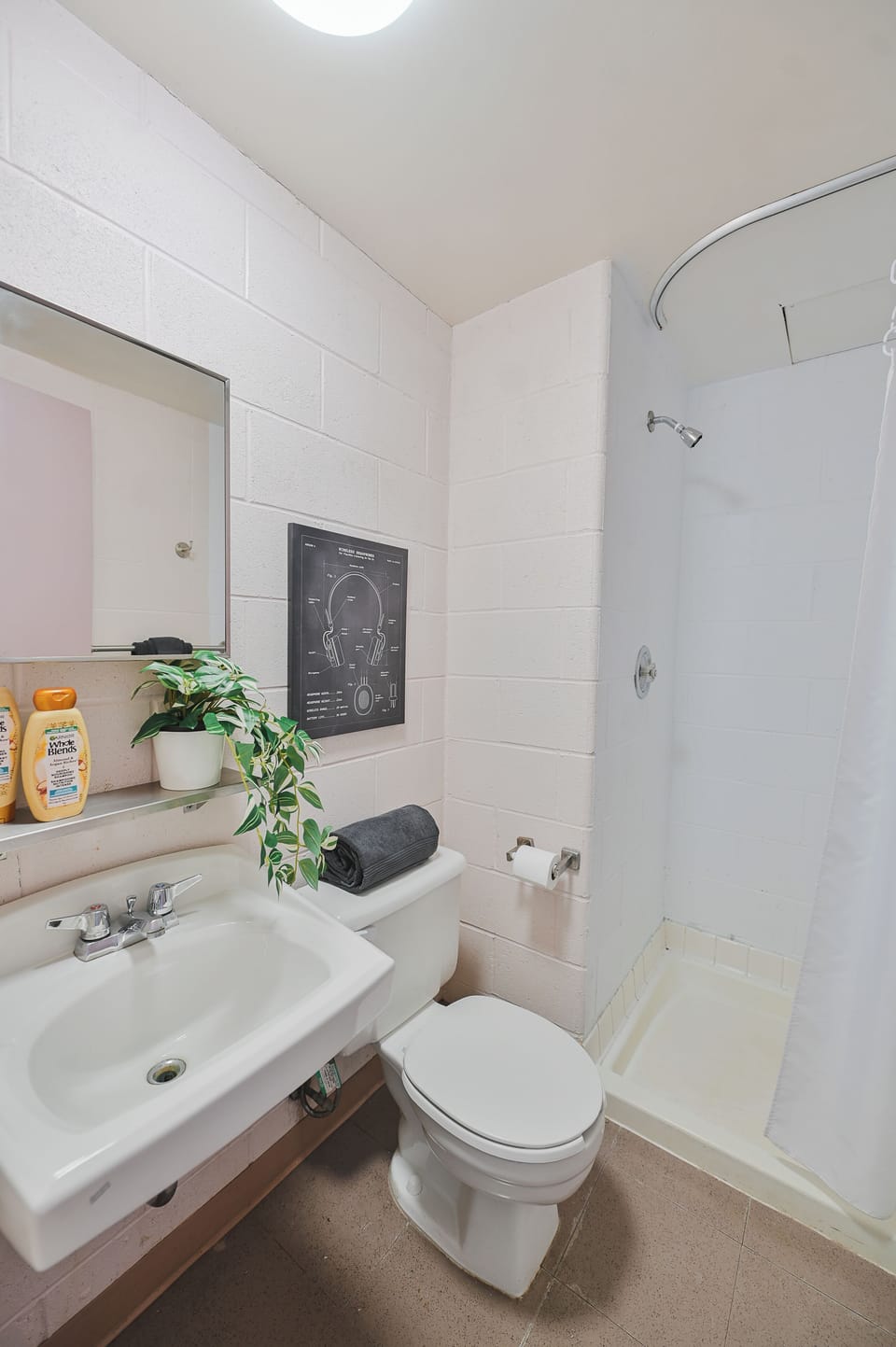 Room, 1 Twin Bed, Non Smoking | Bathroom