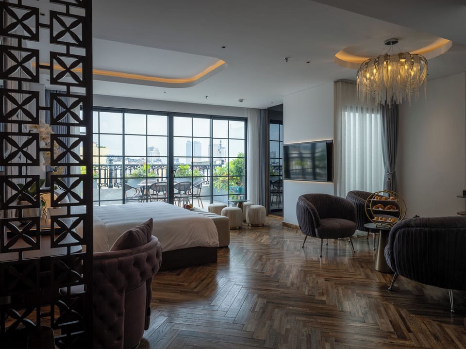 Priviledge Balcony | In-room safe, free WiFi, bed sheets