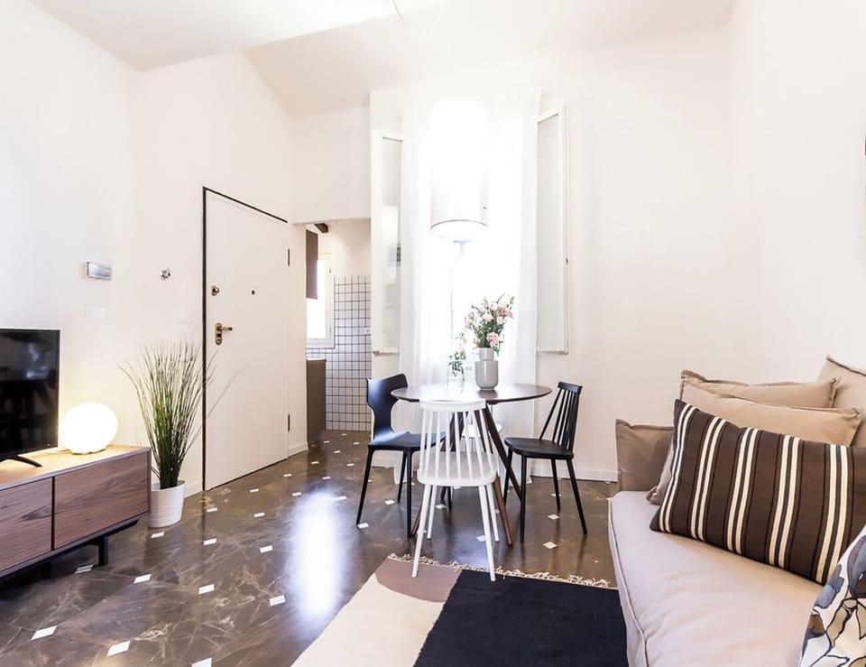 Apartment, Patio | Living area | 35-inch TV with digital channels